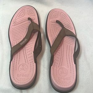 Pink and brown size 9 women’s Croc sandals